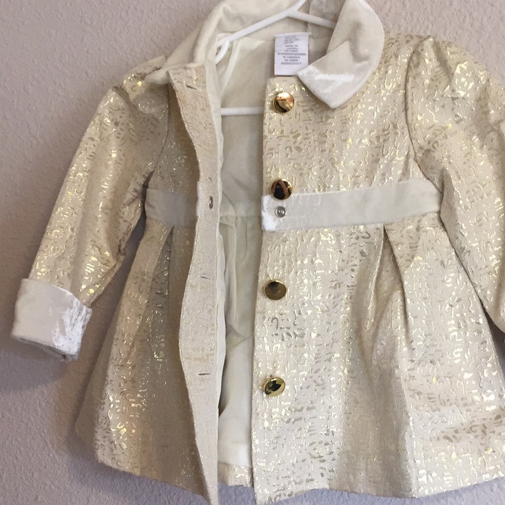 Camilla Fancy Coat | EUC | 12 mo - Picture 5 of 7